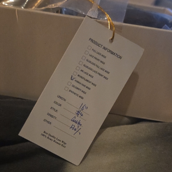 NEW IZIWIG 16" Curly Remy Human Hair Wig - #4 Chocolate Brown - Estate Piece - Picture 7 of 7